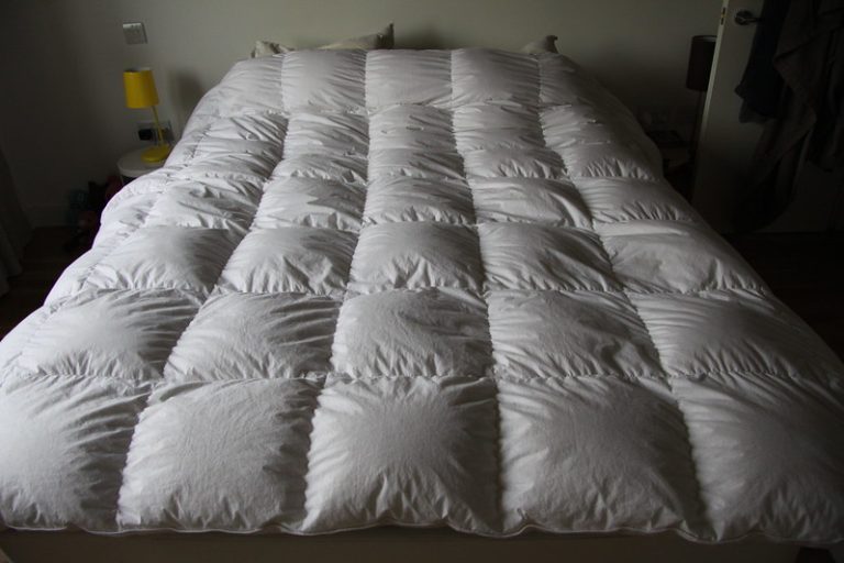 How to Dispose of Duvets 4 Useful Methods