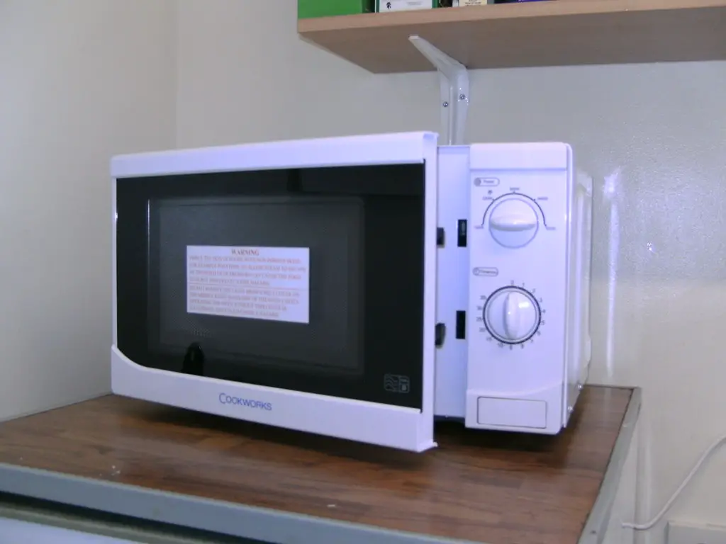 Microwave