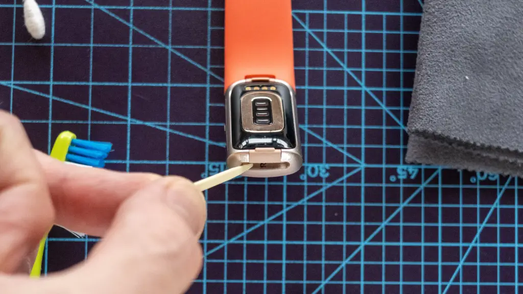 How to dispose of fitbit?